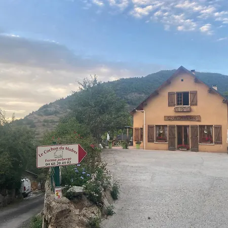 Couette-café Ferme-auberge Le Cochon Du Madres Escouloubre