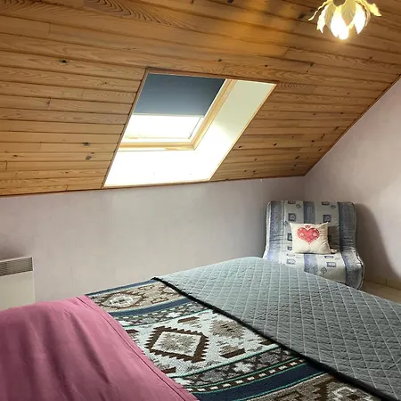 Ferme-auberge Le Cochon Du Madres Bed & Breakfast 3*
