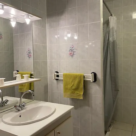 Ferme-auberge Le Cochon Du Madres Bed & Breakfast 3*
